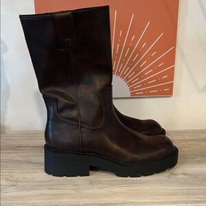 Women's Brown Leather Boots by Nobo